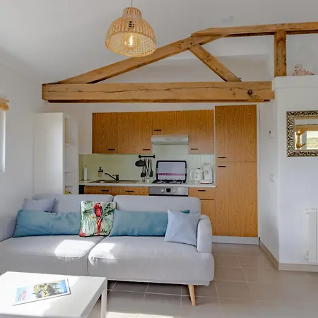 Bellevue - Cosy Op Jayac
